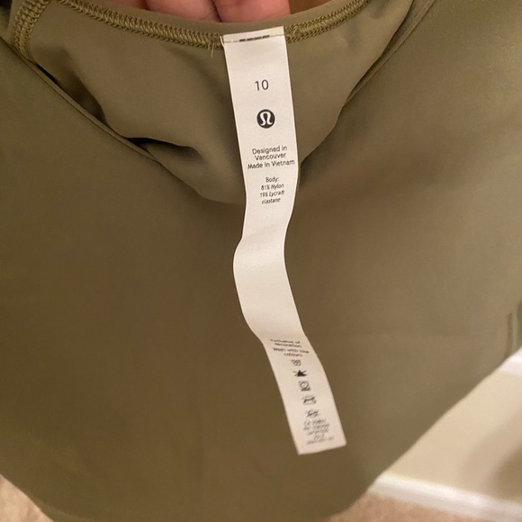 Lululemon align tee - Picture 2 of 4